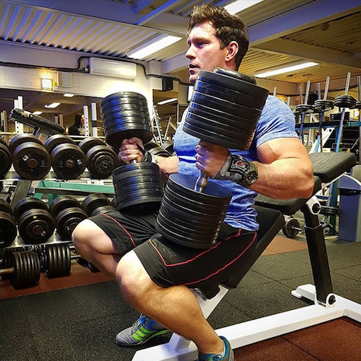 Shaun Smith getting ready for power lifting